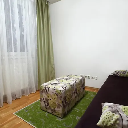 Апартаменты Green 2 *